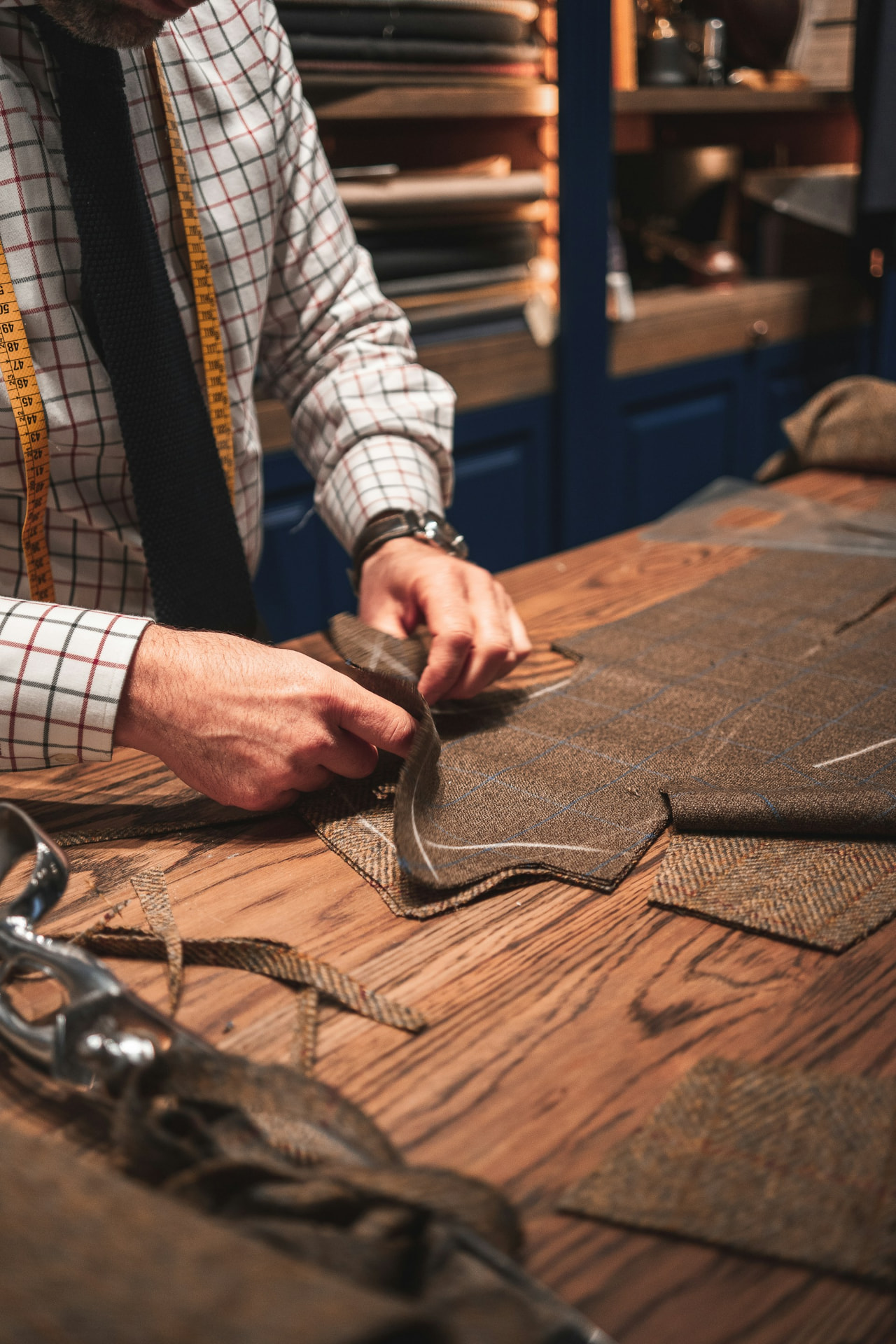Kelvin Noel working with artisan textiles